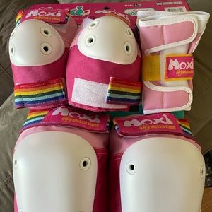 Moxi Skate Pads Thick (Pink) S/M